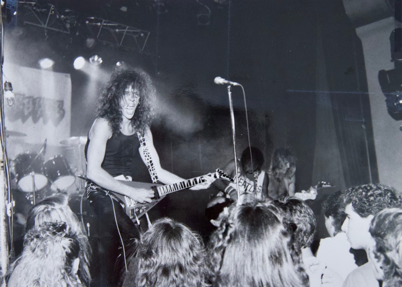 Wally performing at La Paloma Theater